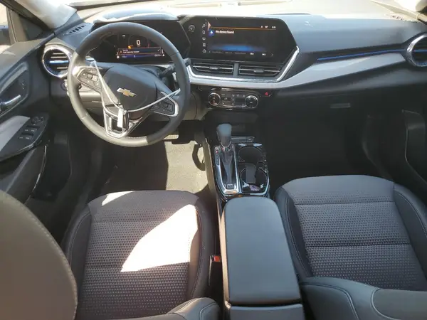KL77LHEP9SC165523 2025 CHEVROLET TRAX - Image 8