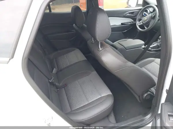 KL77LHEP9SC167062 2025 CHEVROLET TRAX - Image 8