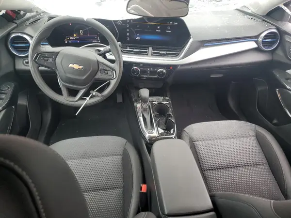 KL77LHEP9SC191829 2025 CHEVROLET TRAX - Image 8