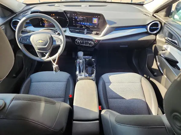 KL77LHEP9SC195122 2025 CHEVROLET TRAX - Image 8