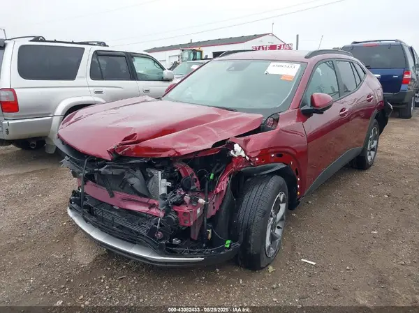 KL77LHEP9SC204210 2025 CHEVROLET TRAX - Image 2