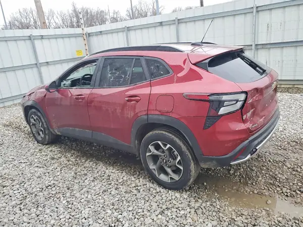 KL77LHEP9SC233190 2025 CHEVROLET TRAX - Image 2