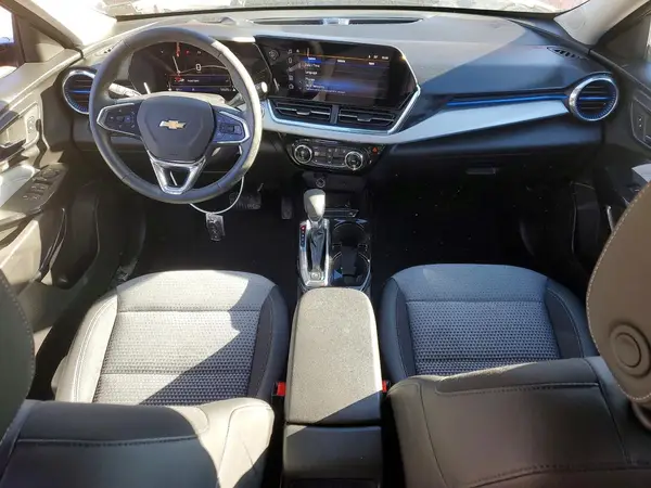 KL77LHEP9SC233478 2025 CHEVROLET TRAX - Image 8