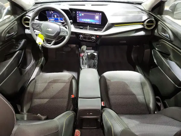 KL77LHEP9SC237515 2025 CHEVROLET TRAX - Image 8