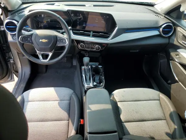 KL77LHEP9SC244027 2025 CHEVROLET TRAX - Image 8