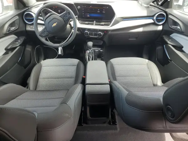KL77LHEP9SC253665 2025 CHEVROLET TRAX - Image 8
