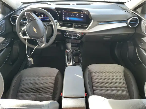 KL77LHEP9SC273897 2025 CHEVROLET TRAX - Image 8