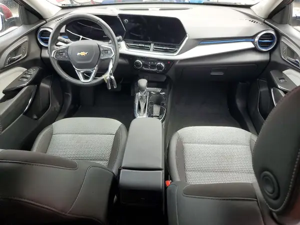 KL77LHEP9SC282812 2025 CHEVROLET TRAX - Image 8