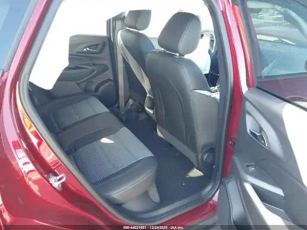 KL77LHEP9SC284527 2025 CHEVROLET TRAX - Image 8