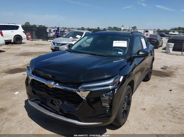 KL77LHEP9SC291896 2025 CHEVROLET TRAX - Image 2