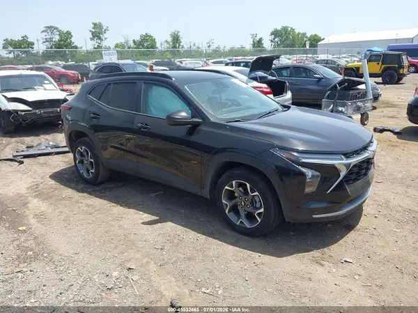 KL77LHEP9SC294264 2025 CHEVROLET TRAX - Image 1