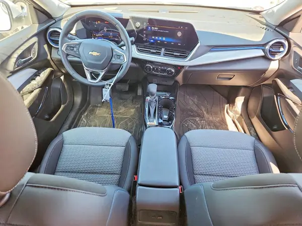KL77LHEP9SC299738 2025 CHEVROLET TRAX - Image 8