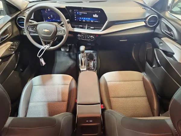 KL77LHEP9SC306882 2025 CHEVROLET TRAX - Image 8