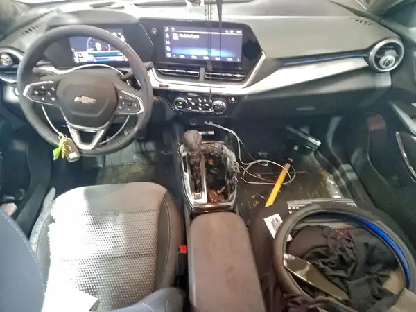 KL77LHEP9SC334097 2025 CHEVROLET TRAX - Image 8