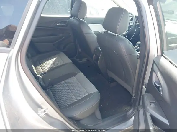 KL77LHEP9TC002193 2026 CHEVROLET TRAX - Image 8