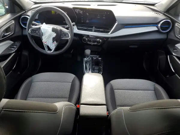 KL77LHEP9TC012951 2026 CHEVROLET TRAX - Image 8