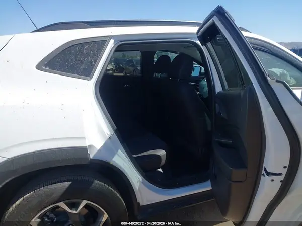 KL77LHEP9TC019785 2026 CHEVROLET TRAX - Image 8