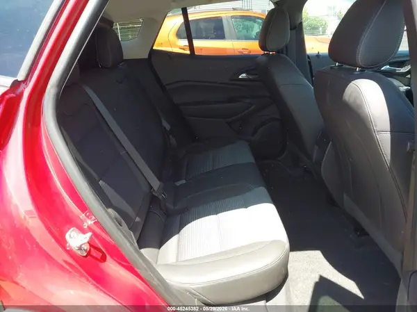 KL77LHEP9TC025571 2026 CHEVROLET TRAX - Image 8