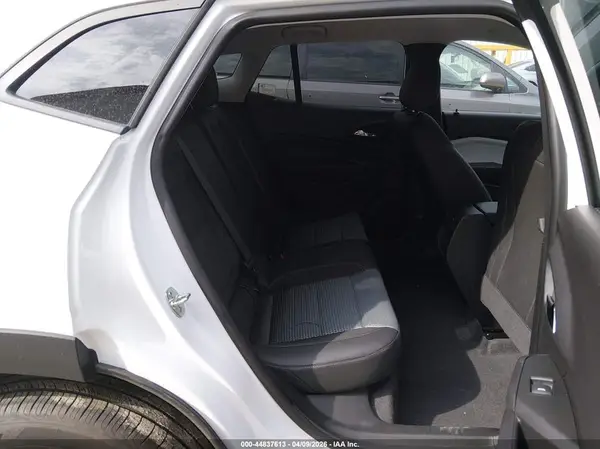 KL77LHEP9TC028020 2026 CHEVROLET TRAX - Image 8