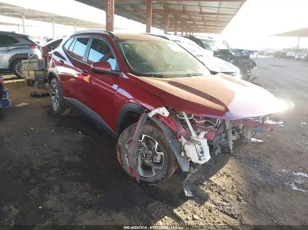 KL77LHEPXSC017333 2025 CHEVROLET TRAX - Image 1