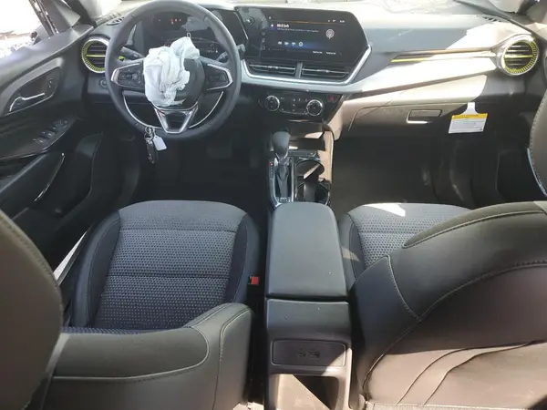 KL77LHEPXSC064474 2025 CHEVROLET TRAX - Image 8