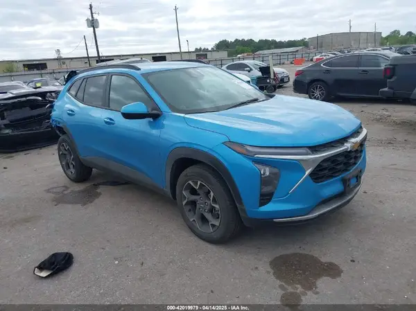 KL77LHEPXSC071893 2025 CHEVROLET TRAX - Image 1