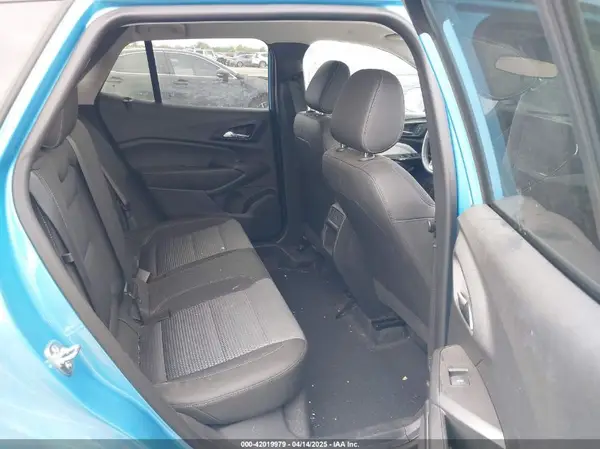 KL77LHEPXSC071893 2025 CHEVROLET TRAX - Image 8