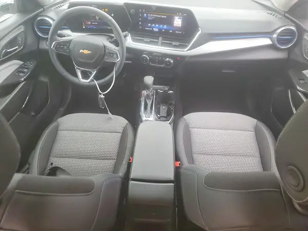 KL77LHEPXSC088600 2025 CHEVROLET TRAX - Image 8