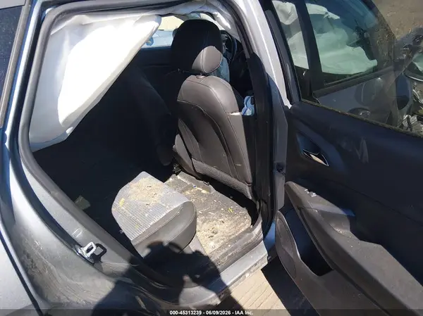 KL77LHEPXSC096504 2025 CHEVROLET TRAX - Image 8