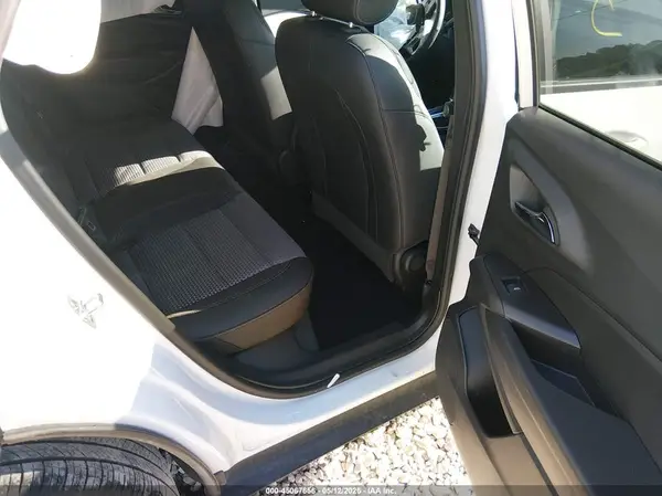KL77LHEPXSC160511 2025 CHEVROLET TRAX - Image 8