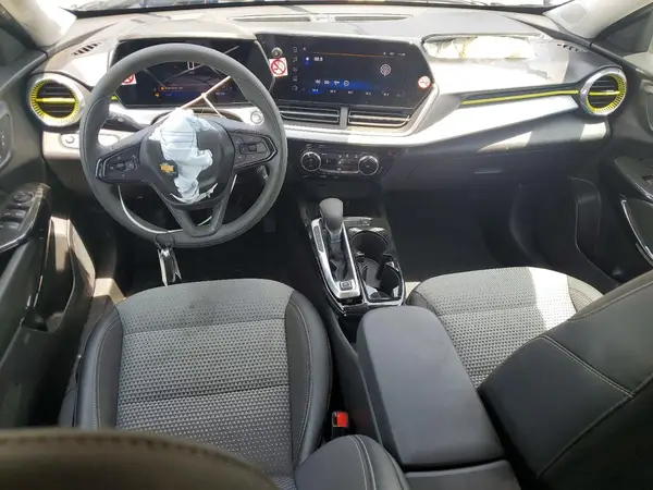 KL77LHEPXSC175168 2025 CHEVROLET TRAX - Image 8