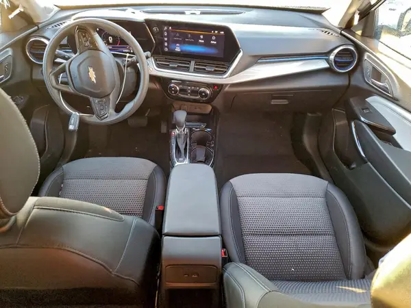KL77LHEPXSC181116 2025 CHEVROLET TRAX - Image 8