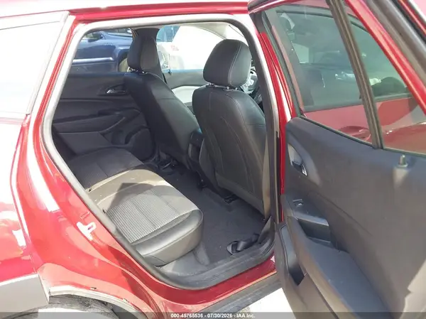 KL77LHEPXSC181567 2025 CHEVROLET TRAX - Image 8