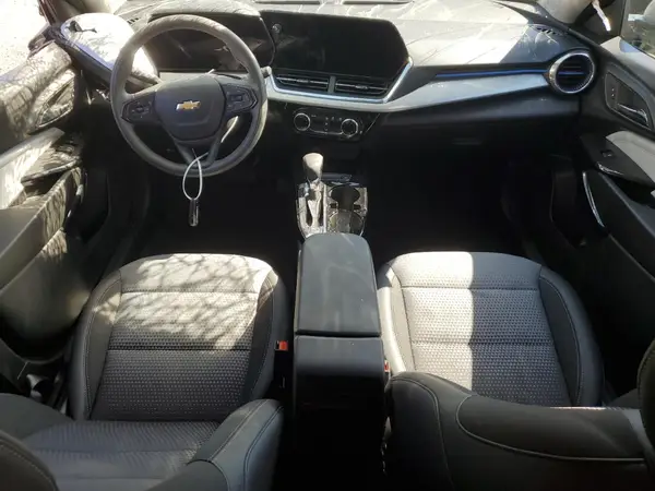 KL77LHEPXSC189278 2025 CHEVROLET TRAX - Image 8
