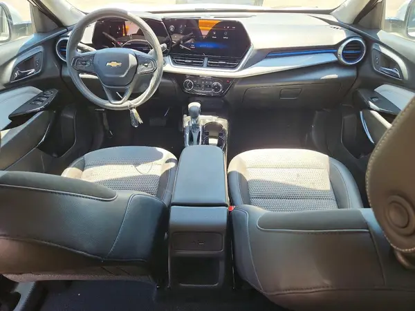 KL77LHEPXSC201610 2025 CHEVROLET TRAX - Image 8