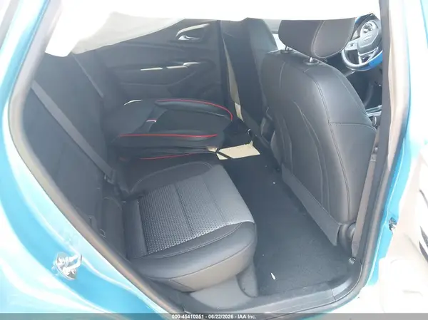 KL77LHEPXSC202949 2025 CHEVROLET TRAX - Image 8