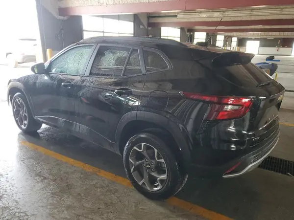 KL77LHEPXSC204474 2025 CHEVROLET TRAX - Image 2