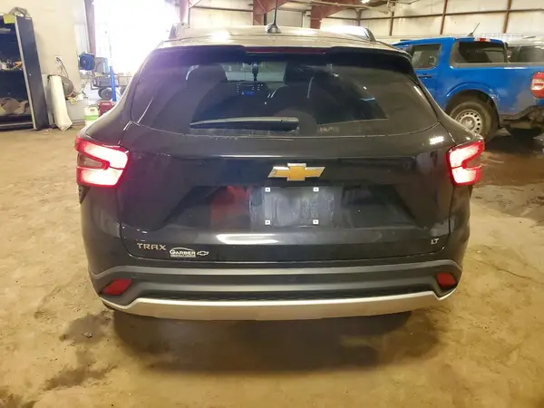 2025 CHEVROLET TRAX auction photo 6