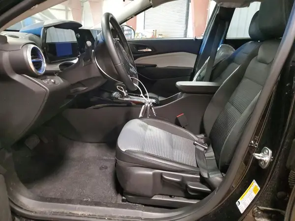 2025 CHEVROLET TRAX auction photo 7
