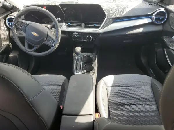 KL77LHEPXSC210386 2025 CHEVROLET TRAX - Image 8