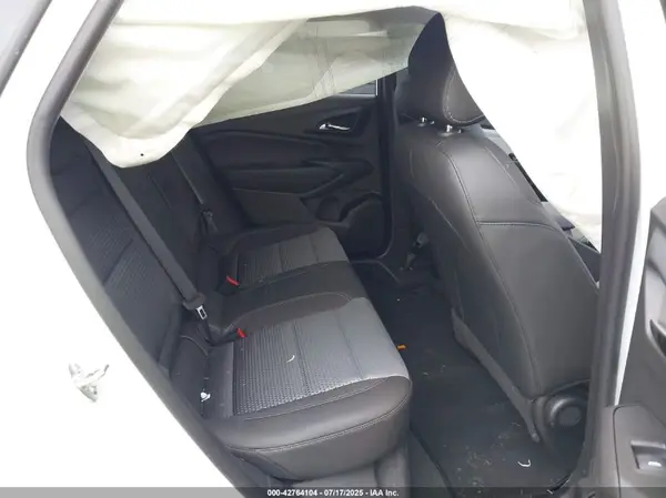 KL77LHEPXSC213773 2025 CHEVROLET TRAX - Image 8