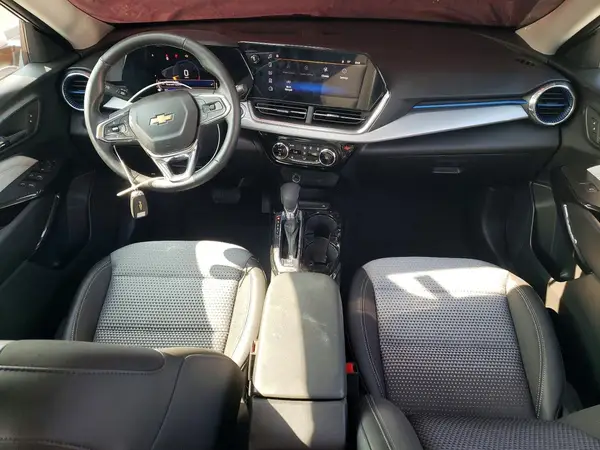 KL77LHEPXSC228547 2025 CHEVROLET TRAX - Image 8