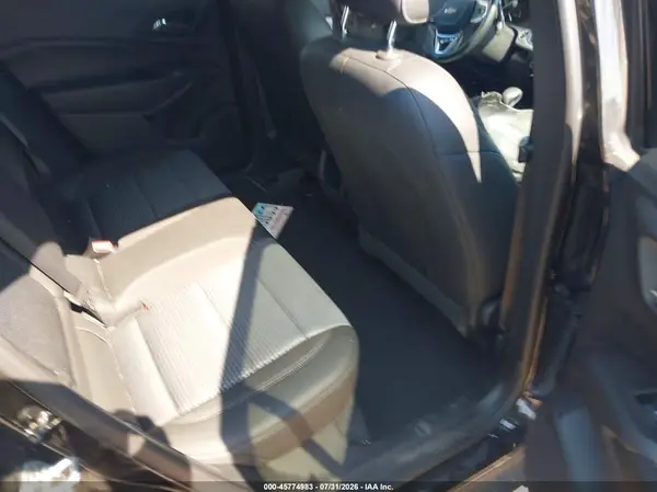 KL77LHEPXSC231481 2025 CHEVROLET TRAX - Image 8