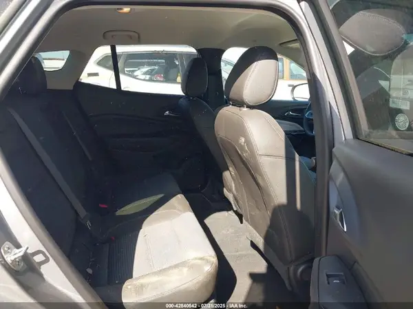 KL77LHEPXSC234302 2025 CHEVROLET TRAX - Image 8