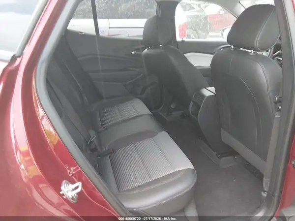 KL77LHEPXSC238057 2025 CHEVROLET TRAX - Image 8