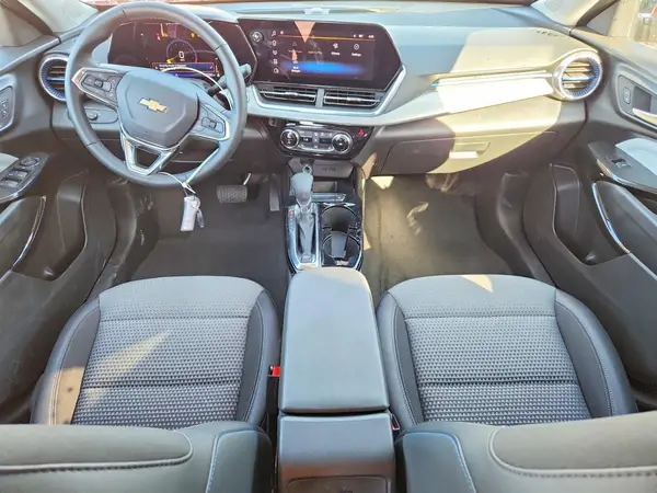 KL77LHEPXSC240813 2025 CHEVROLET TRAX - Image 8