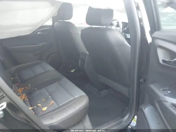 KL77LHEPXSC248538 2025 CHEVROLET TRAX - Image 8