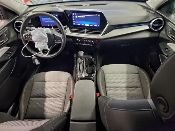 KL77LHEPXSC252525 2025 CHEVROLET TRAX - Image 8