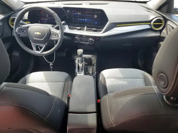 KL77LHEPXSC281913 2025 CHEVROLET TRAX - Image 8
