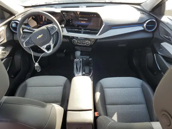 KL77LHEPXSC288439 2025 CHEVROLET TRAX - Image 8